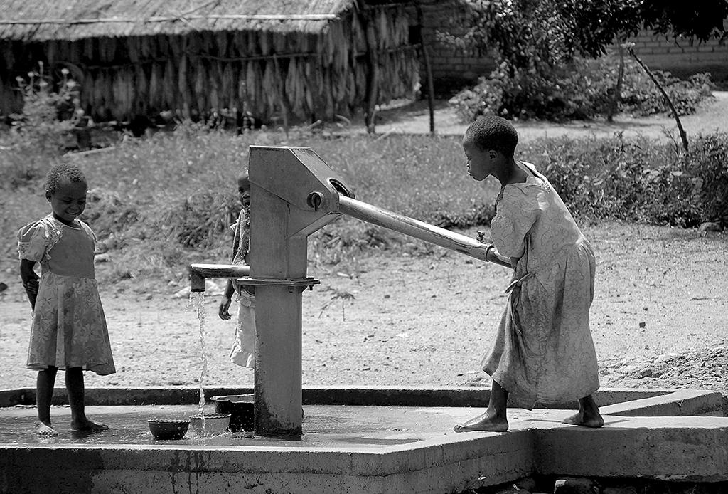 World Water Day: acqua potabile, un diritto di tutti, un privilegio di pochi, un nostro impegno